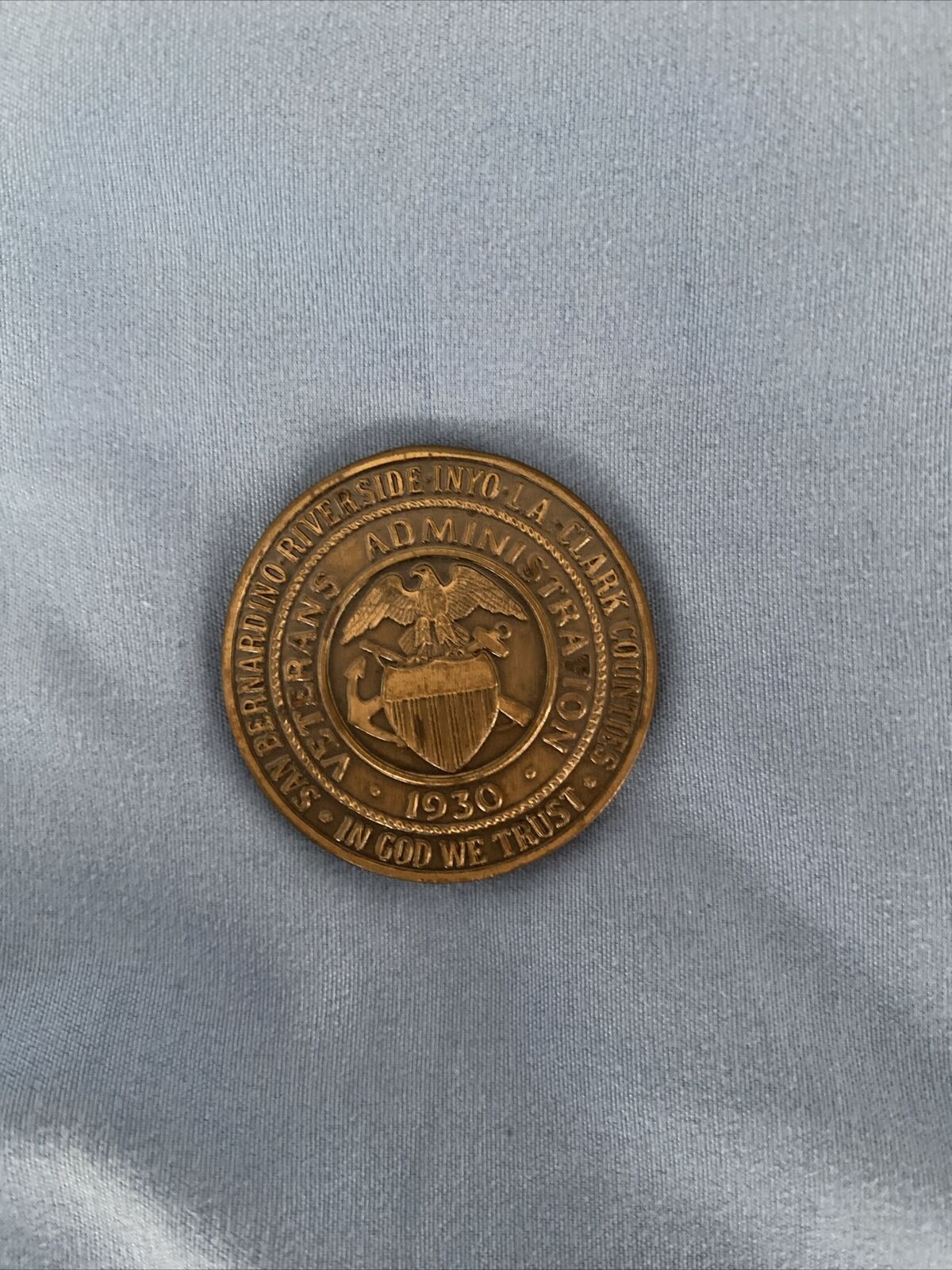 Vintage Jerry L. Pettis Memorial Veterans Hospital Medal  Token 1977