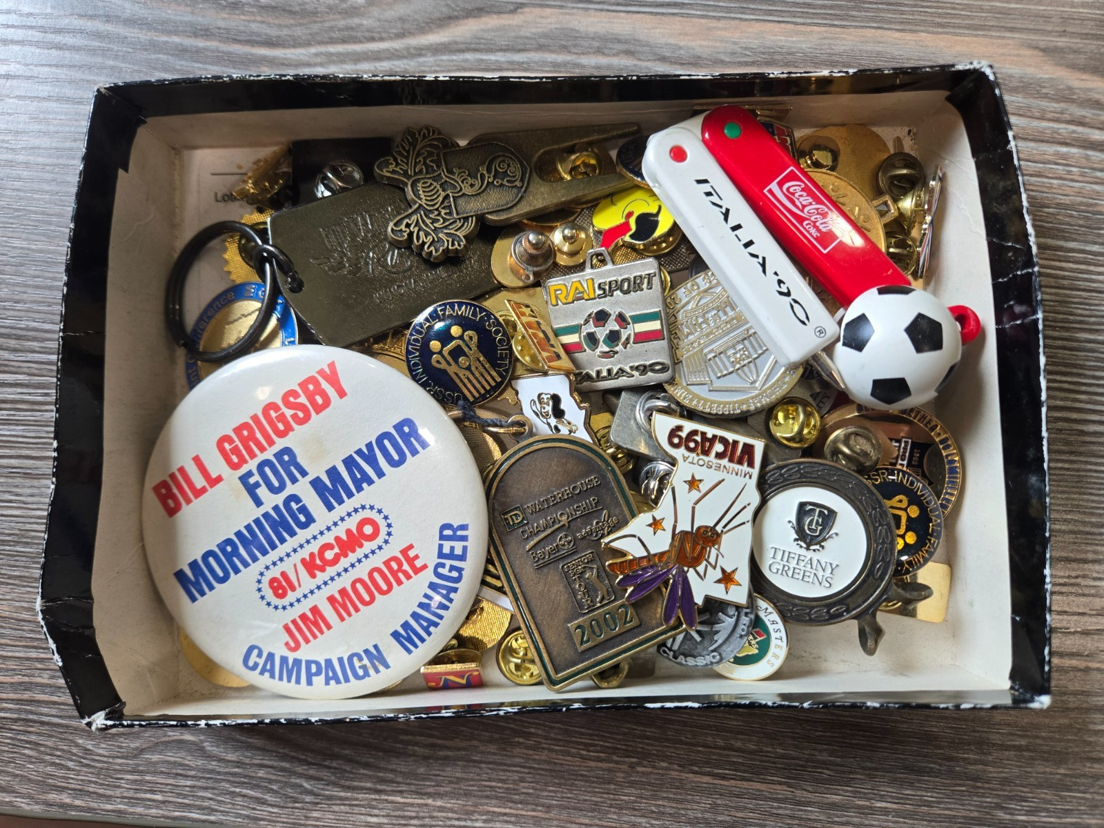 Huge Vintage Enamel Pin Lot 79x USA & Canada Souvenir Sports Pins Masters PGA +