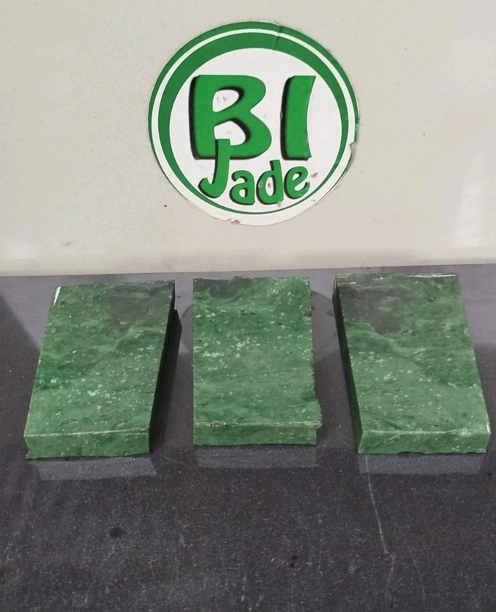 3 Piece Natural Rough Nephrite Jade Stone – Raw Nephrite, Green Jade – 450 Grams