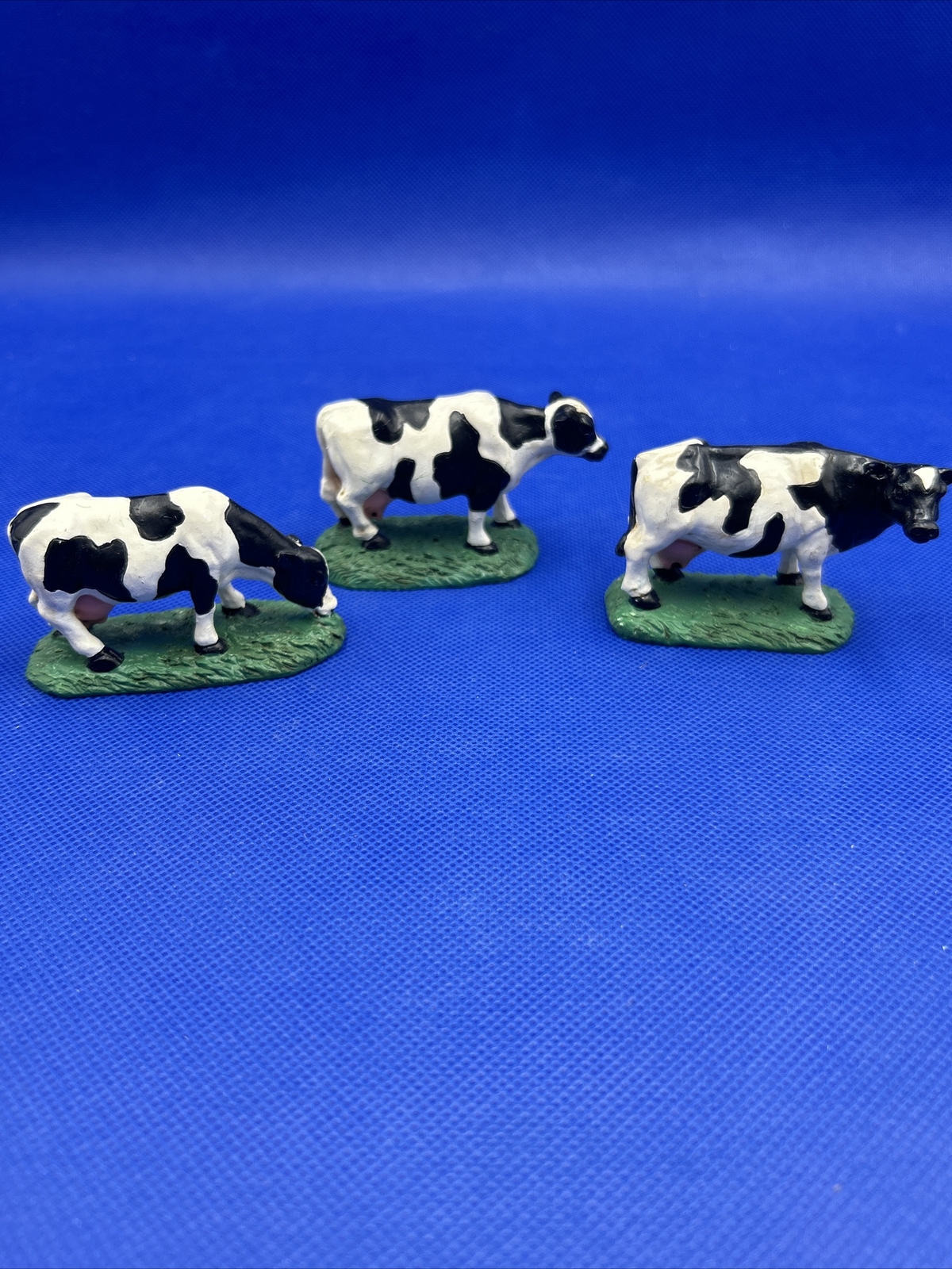 Vintage Midwest Of Cannon Falls Lot Of 3 Dairy Cows Vintage Midwest Of Cannon Falls Lot Of 3 Dairy Cows