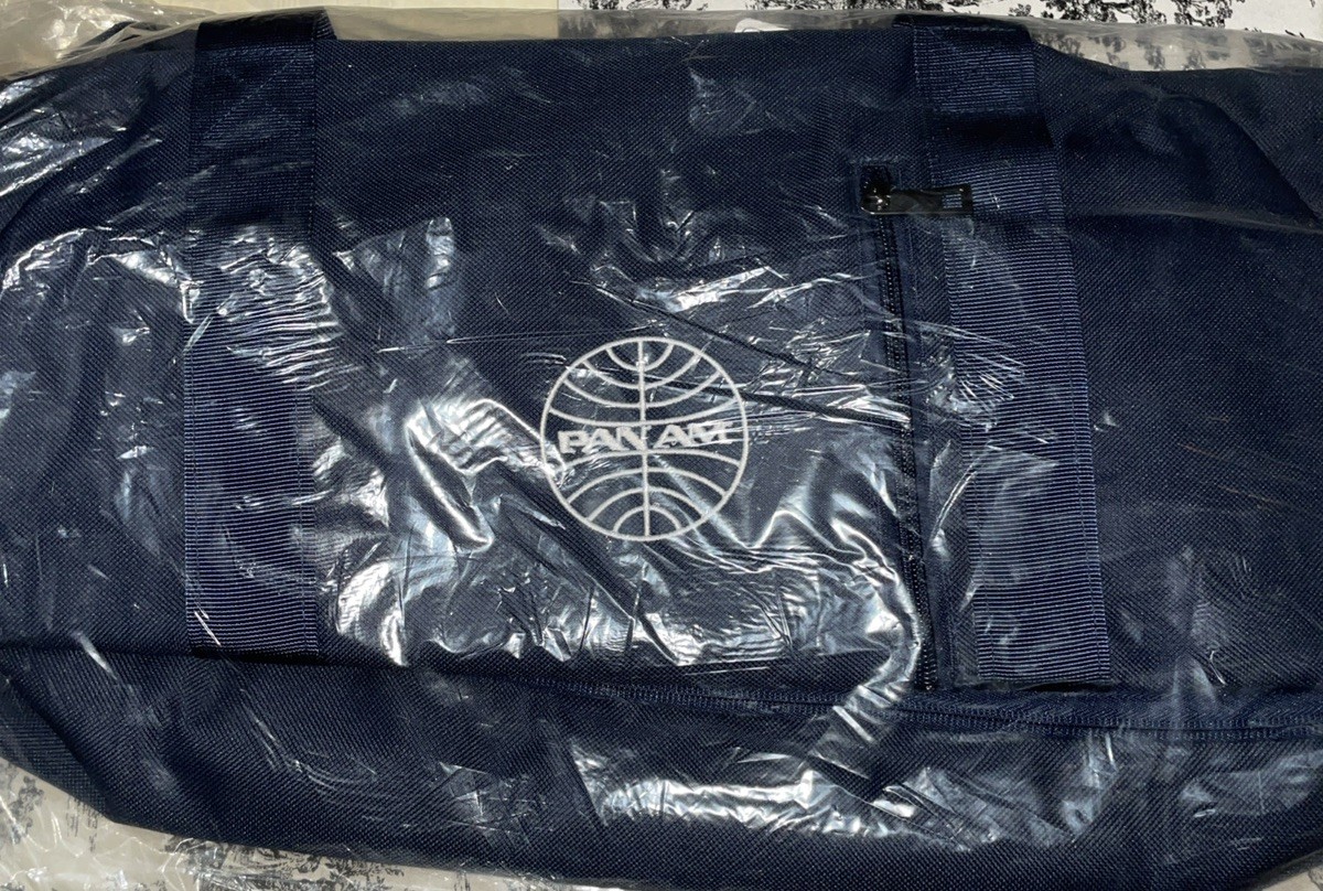 Pan Am Airlines Navy Blue Retro Bottom Drop Carry All Bag Duffle w/ Tag Strap Pan Am Airlines Navy Blue Retro Bottom Drop Carry All Bag Duffle w/ Tag Strap