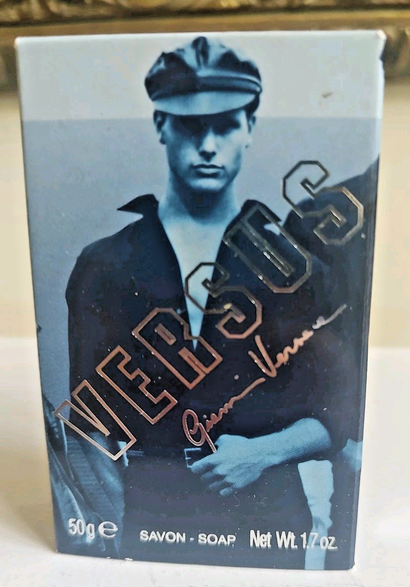 Vintage Gianni Versace VERSUS Soap 1.7 oz RARE Made In Italy Small