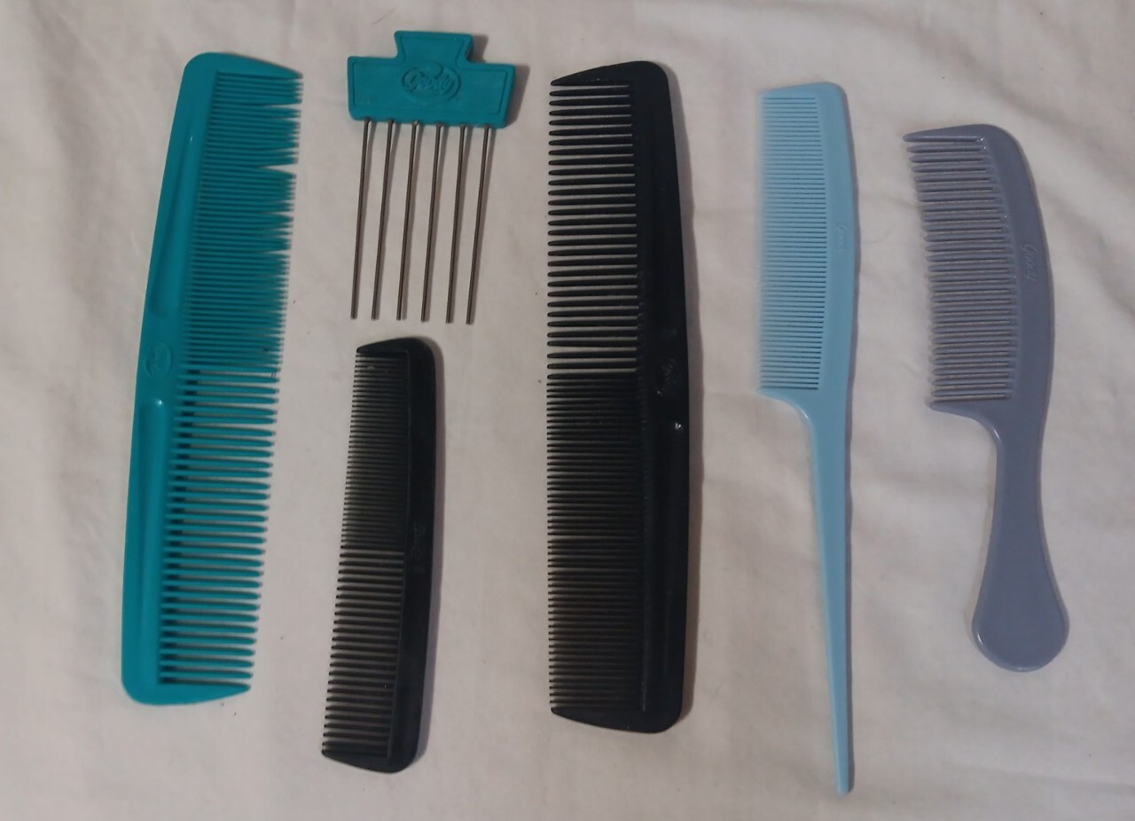 Vintage Goody Hair Combs Lot Of 6 Stylist Barber USA Turquoise  Black Blue Grey