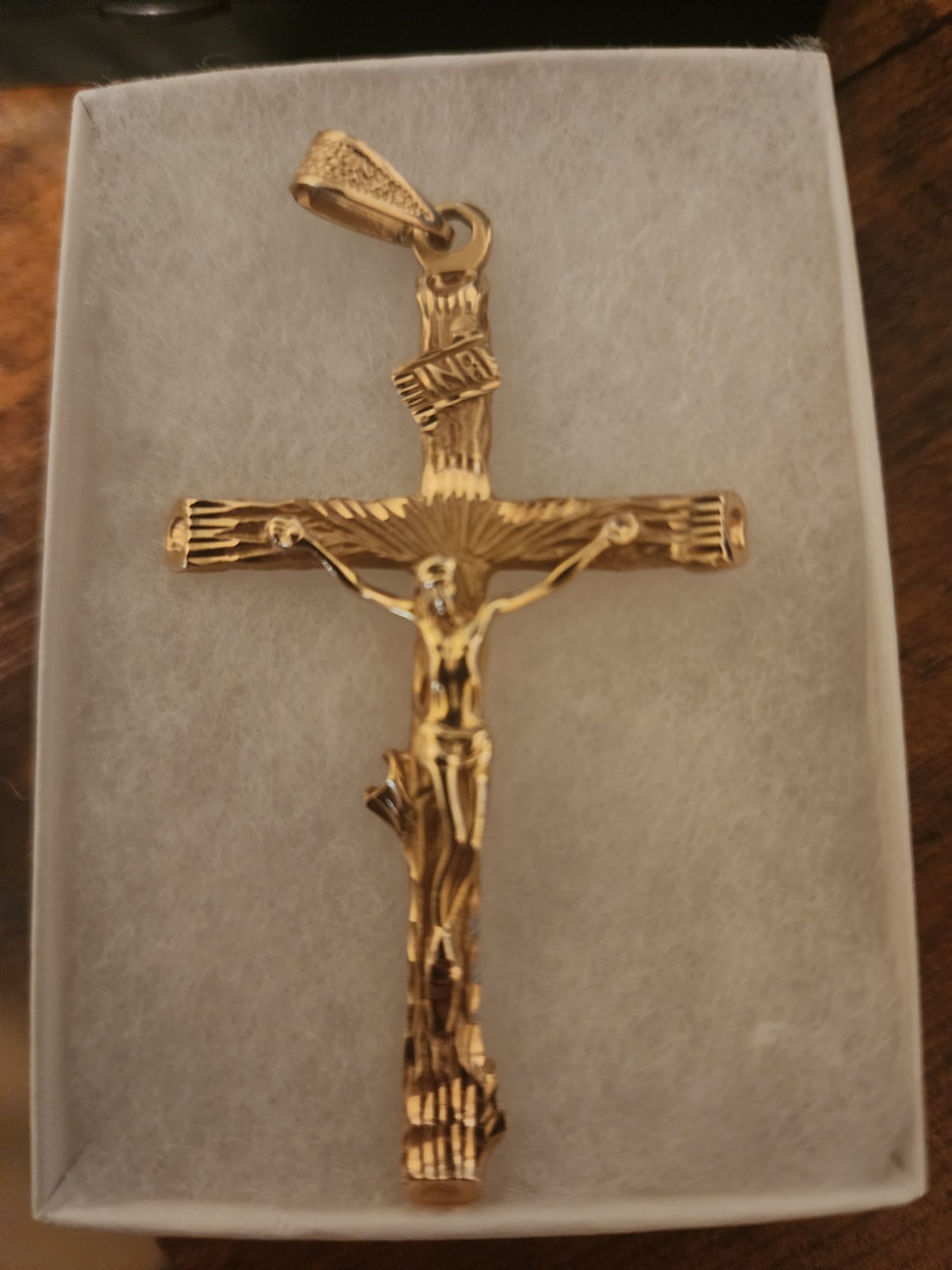 14K Gold Crucifix Cross Pendant with INRI Plaque Jesus - Christianity