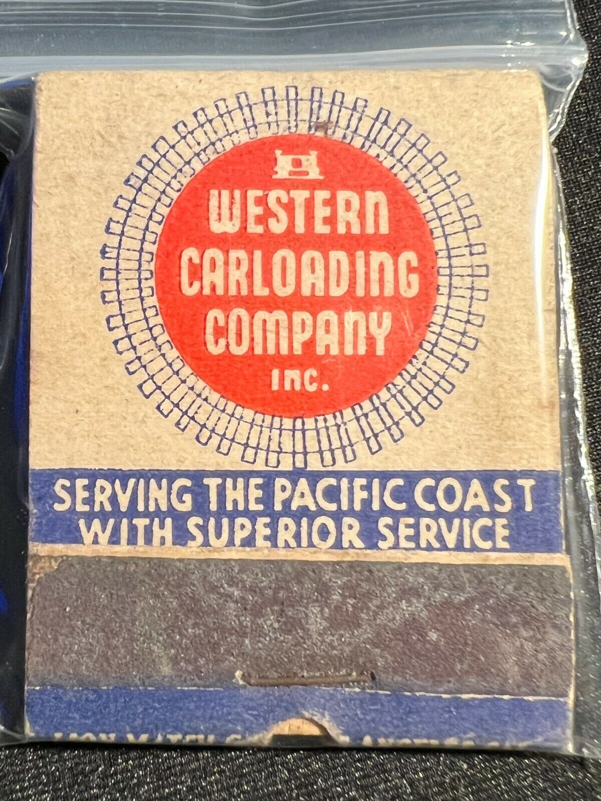 VINTAGE MATCHBOOK -WESTERN CARLOADING COMANY - PACIFIC COAST - UNSTRUCK