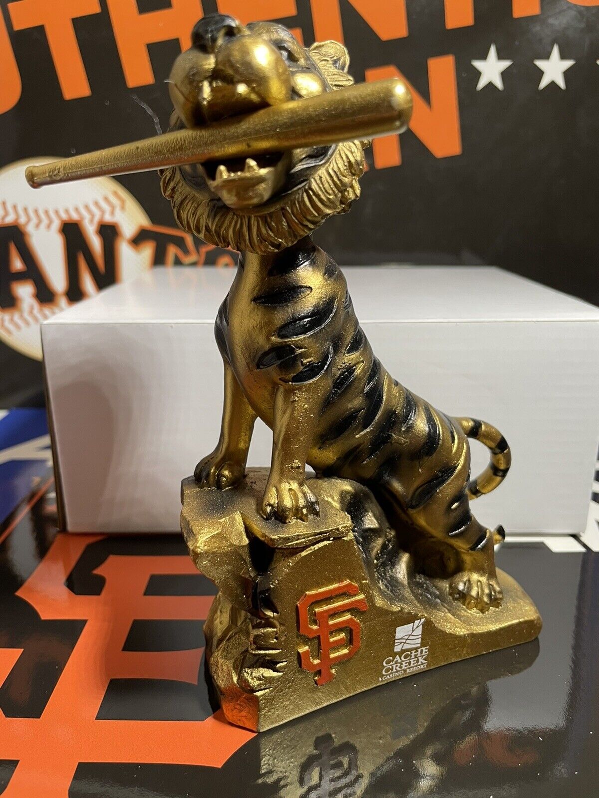 2022 SF GIANTS Year of The Tiger Bobblehead Chinese Heritage