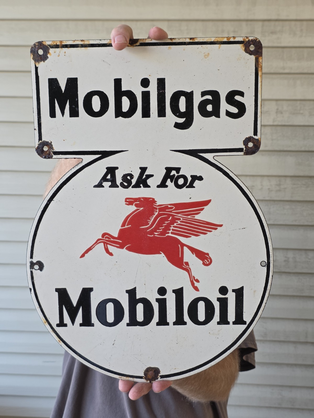 VINTAGE MOBILGAS PEGASUS PORCELAIN SIGN DEALERSHIP MOBIL MOBIOIL 16\