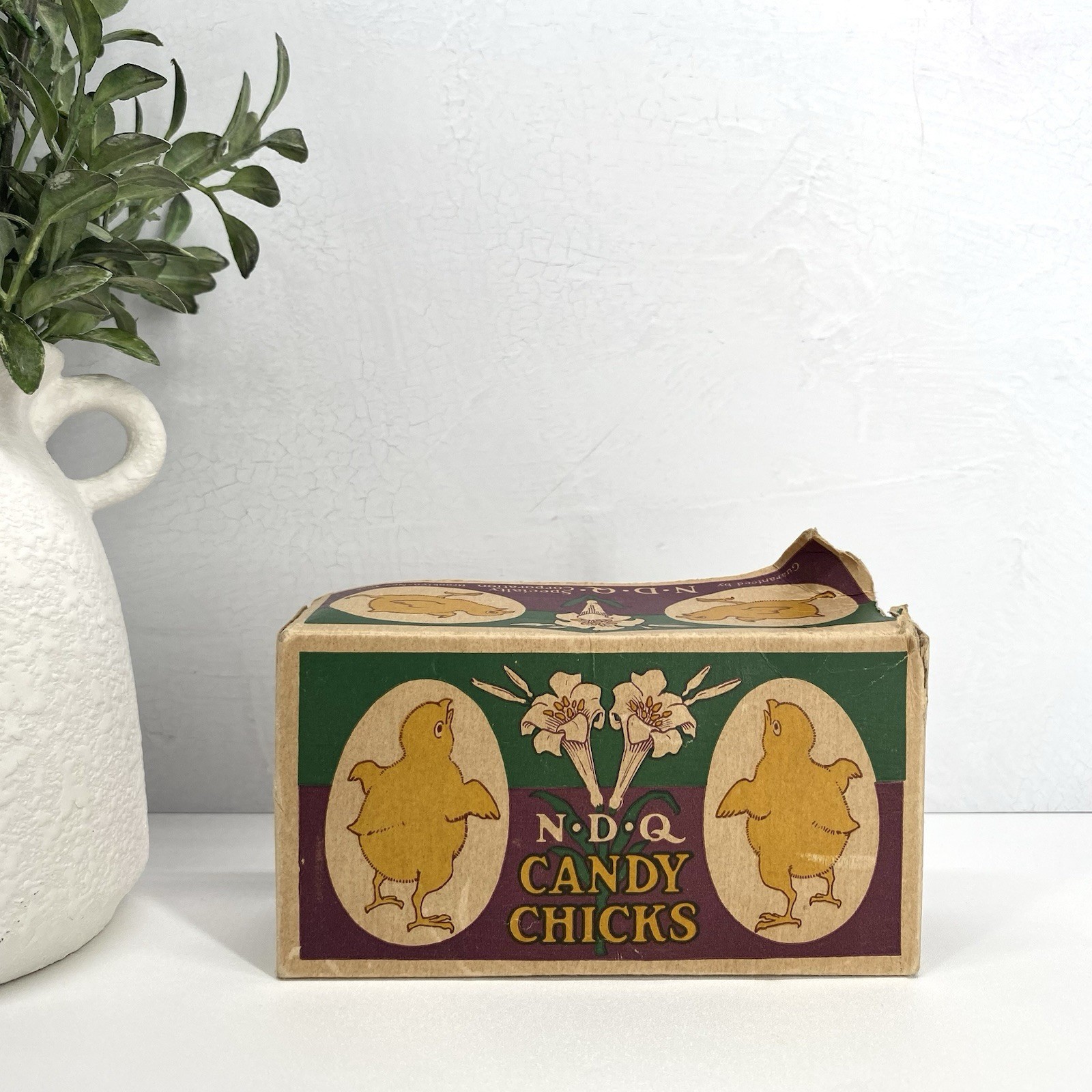 Antique 1920s Candy Box NDQ Candy Chicks Rare Collectible Easter Ephemera