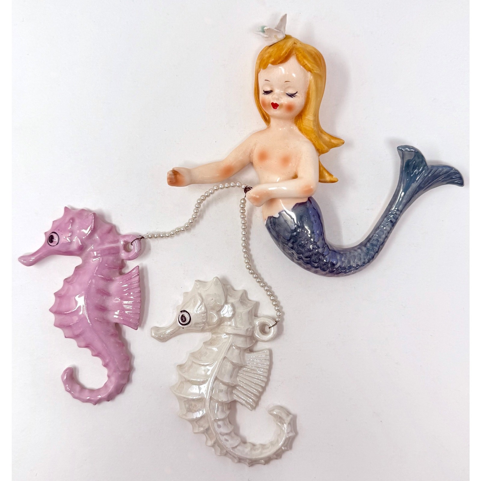 Vintage Lefton Ceramic Mermaid With 2 Seahorses Pearl Leashes Wall Plaque