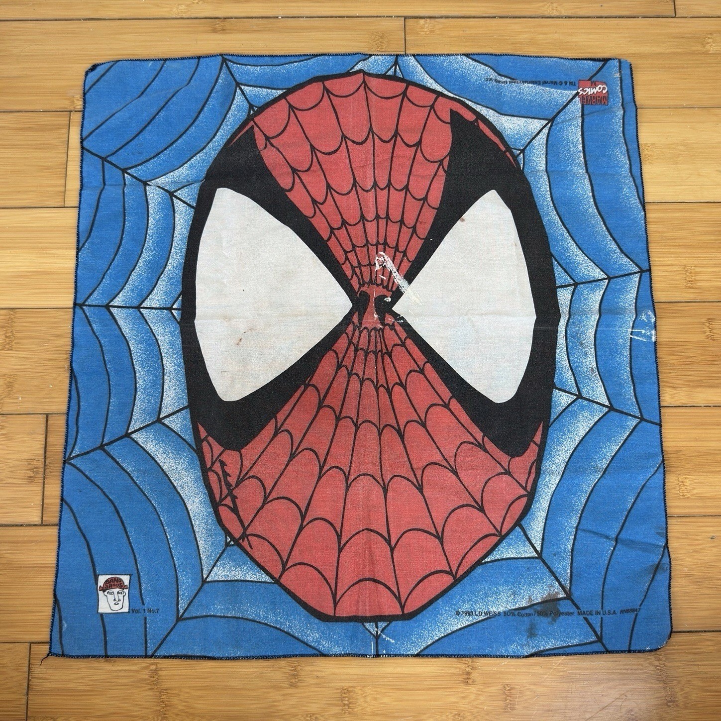 Vintage 1993 Marvel Spider-Man Comic Bandaroos Bandana - 21.5 X 21.5 Vintage 1993 Marvel Spider-Man Comic Bandaroos Bandana - 21.5 X 21.5
