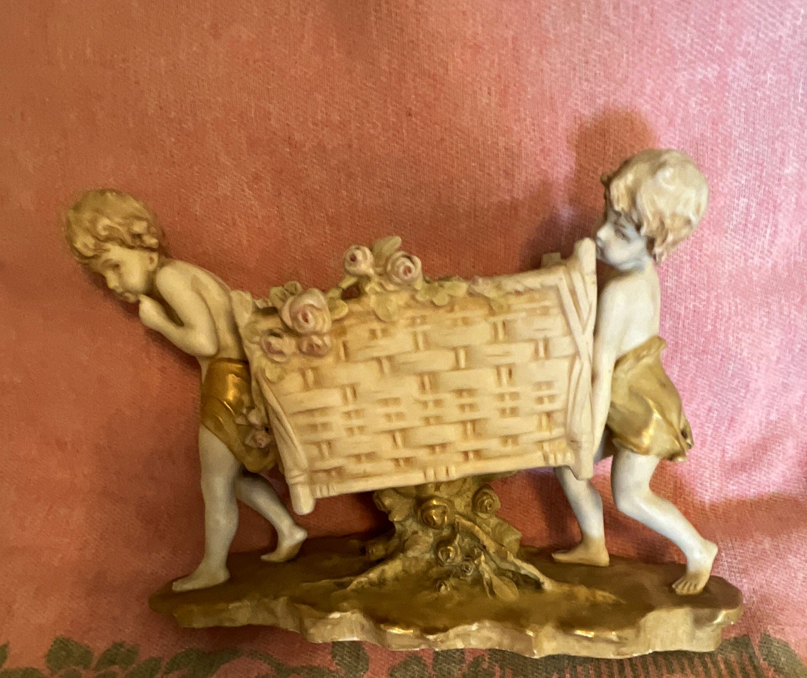 Two boys Rare Art Nouveau jardinere Ernst Wahliss Royal Austrian Wein Excellent Two boys Rare Art Nouveau jardinere Ernst Wahliss Royal Austrian Wein Excellent