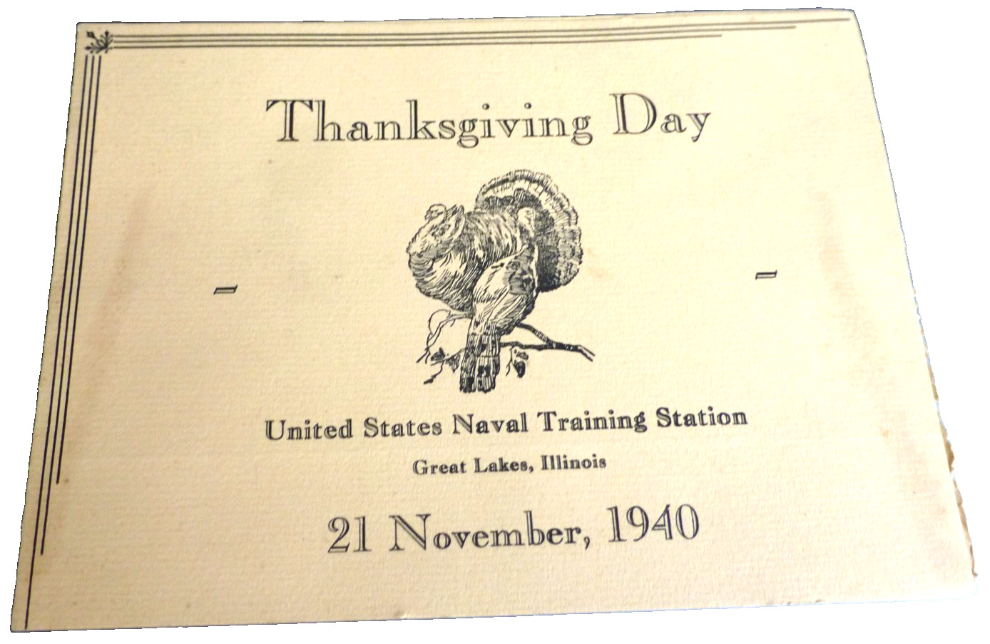 VINTAGE MENU THANKSGIVING DAY US NAVAL TRAINING STATION GREATER LAKES IL 1940