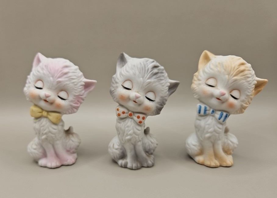 Vintage Lot of 3 Lefton Ceramic Kitten Cat Figurines Hand Painted SO CUTE