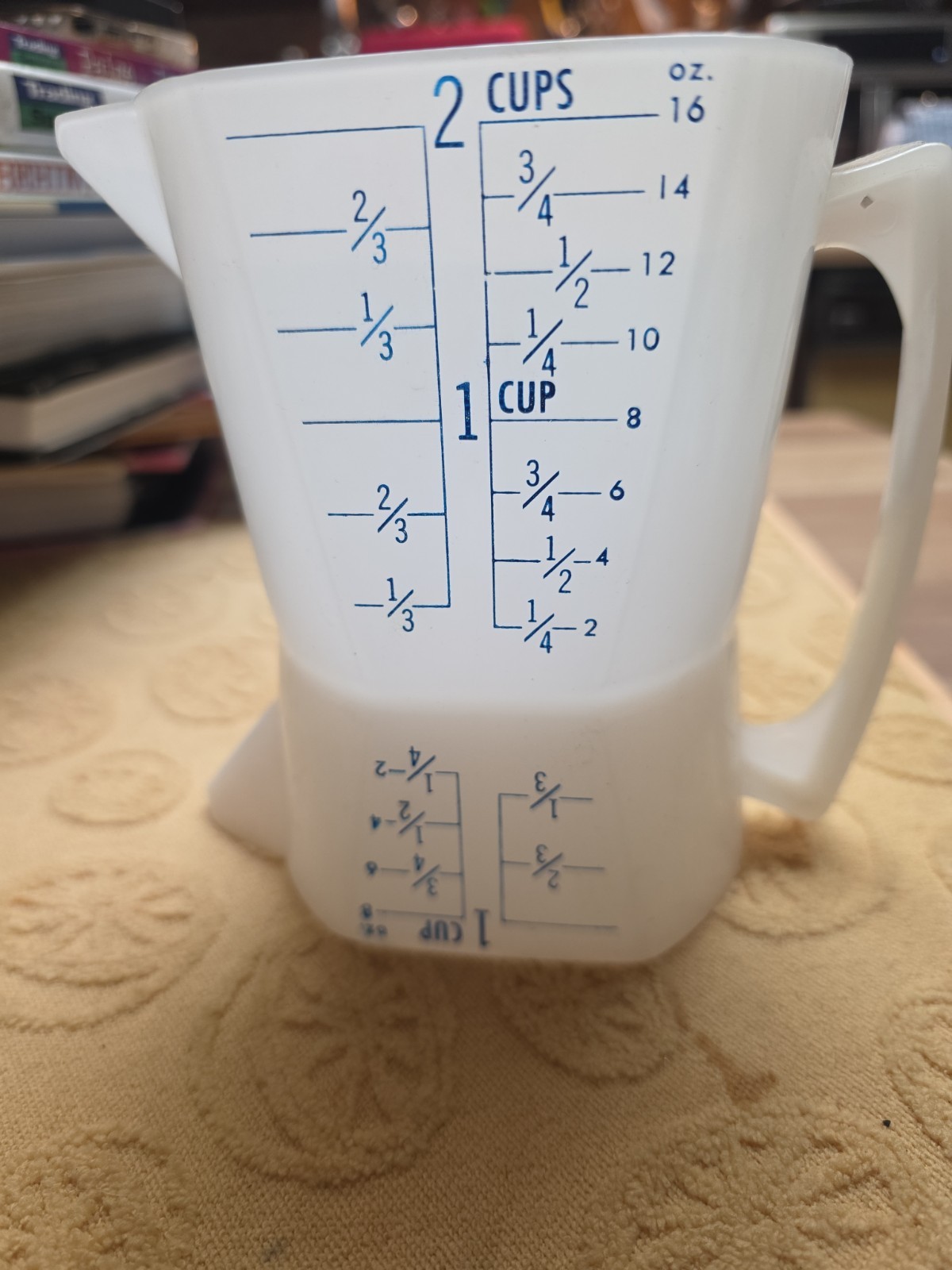 1970s vintage tupperware Set Of 2 Measuring Cups Rare Find Double 2 Cup & Single