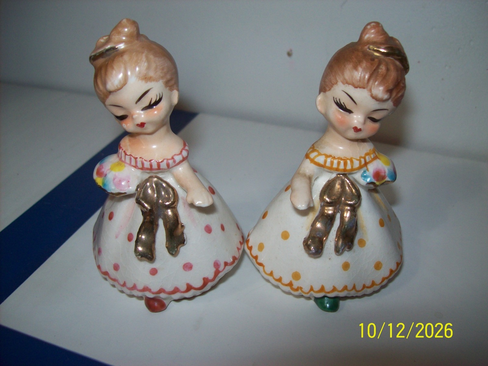 VINTAGE NAPCO ENESCO JAPAN FIGURINE LADY BELLE SALT AND PEPPER 3