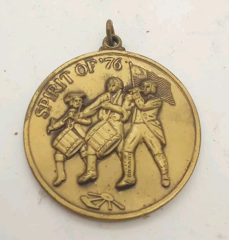 Brass Bi-Centennial Spirit of 76 Souvenir Medal 1 1/2\