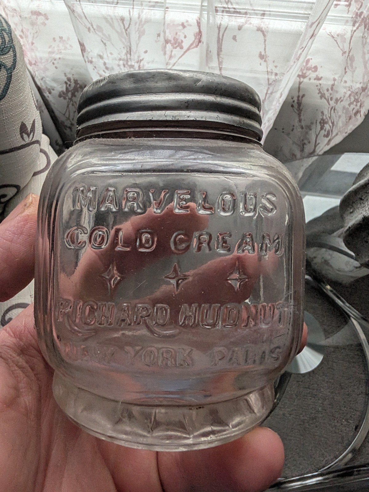 Early Richard Hudnut Marvelous Cold Cream. Original Lid