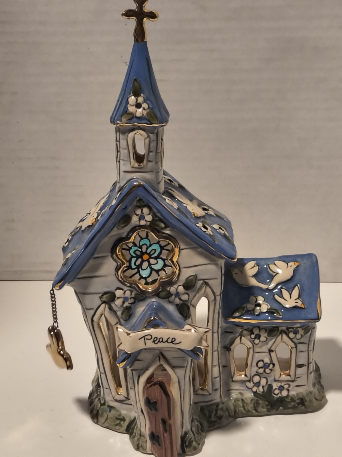 RARE Blue Sky Clayworks Handcrafted Ceramic Church Peace Figurine 2004 RARE Blue Sky Clayworks Handcrafted Ceramic Church Peace Figurine 2004