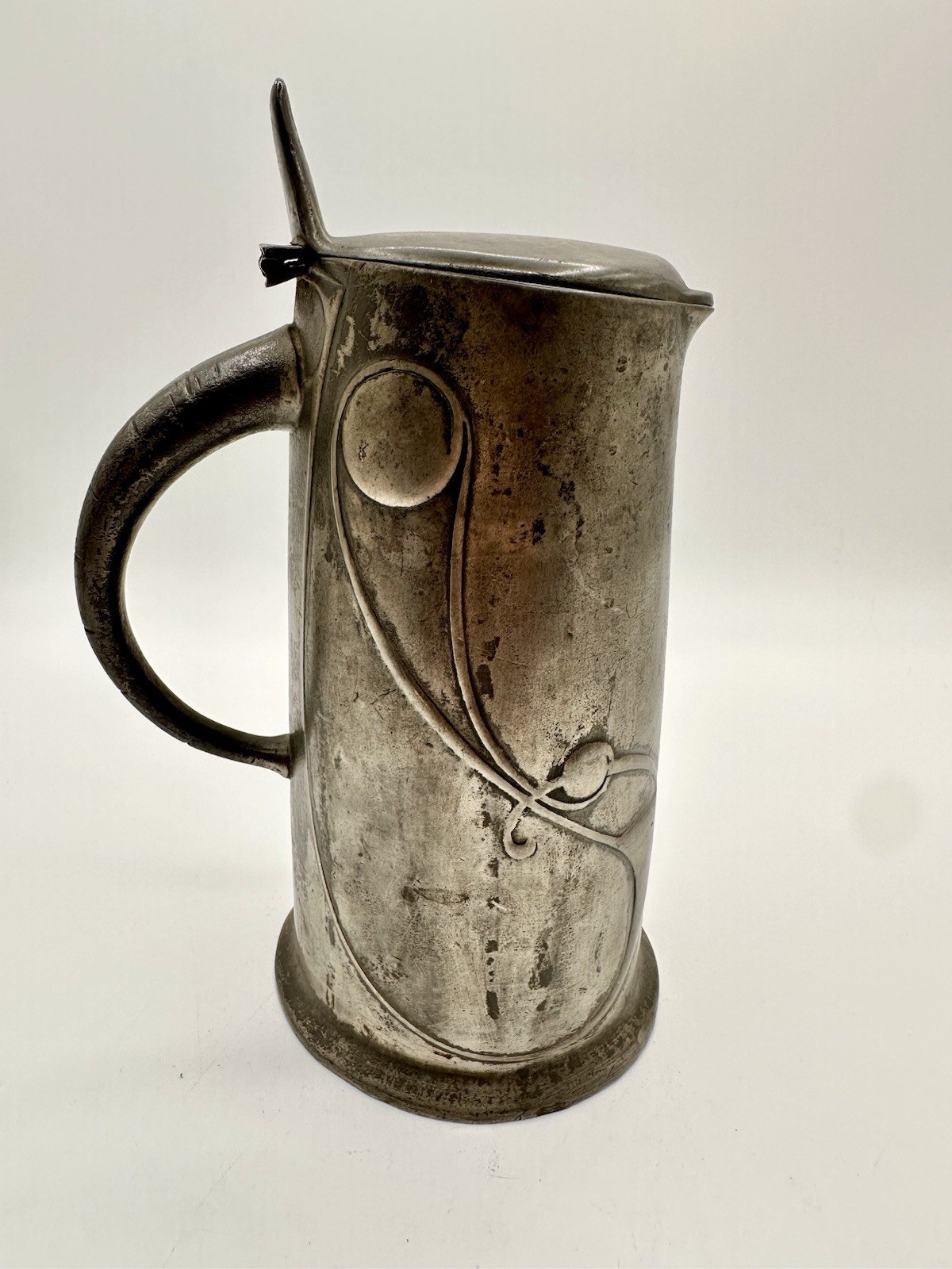Antique Arts & Crafts Pewter Jug With Cover Tudric Liberty & Co. Archibald Knox