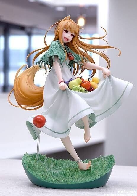GOOD SMILE Spice and Wolf Holo Wolf and the Scent of Fruit 1/7 PVC Figure