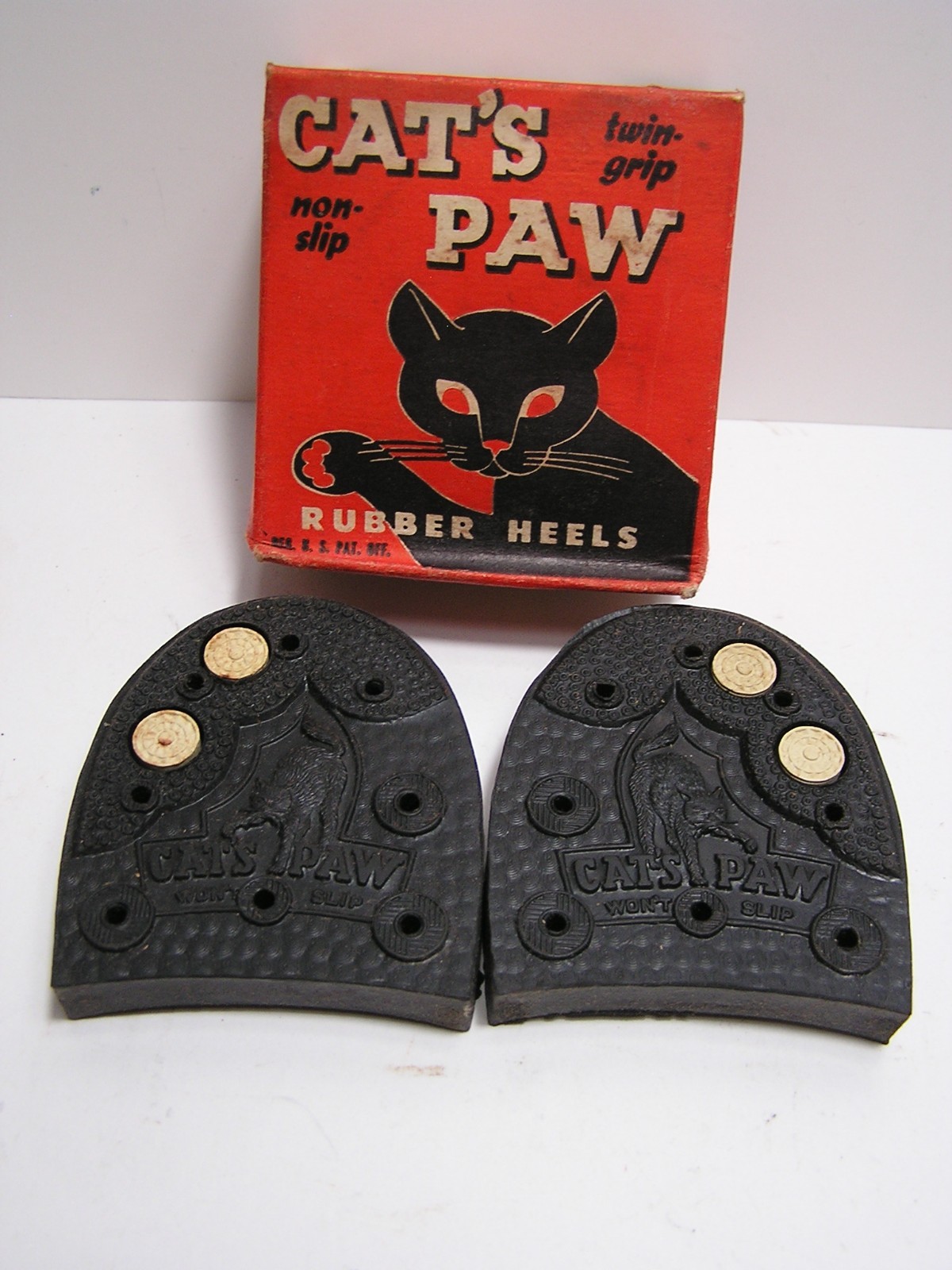 Vintage Cat's Paw Rubber Heels Advertising Box