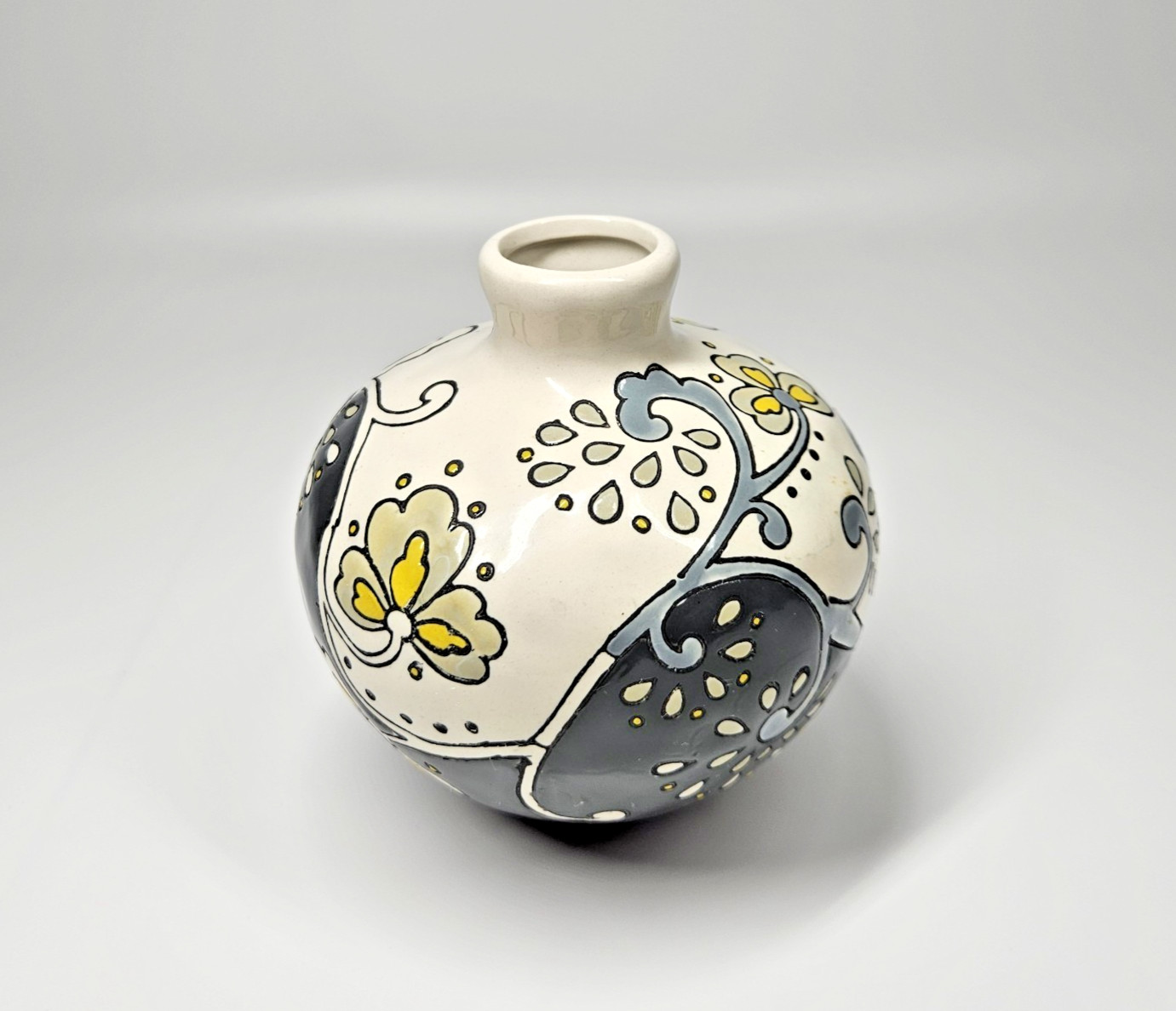 Anthropologie Delicate Division Vase Yellow Blue Ceramic With Flowers Vines Dots