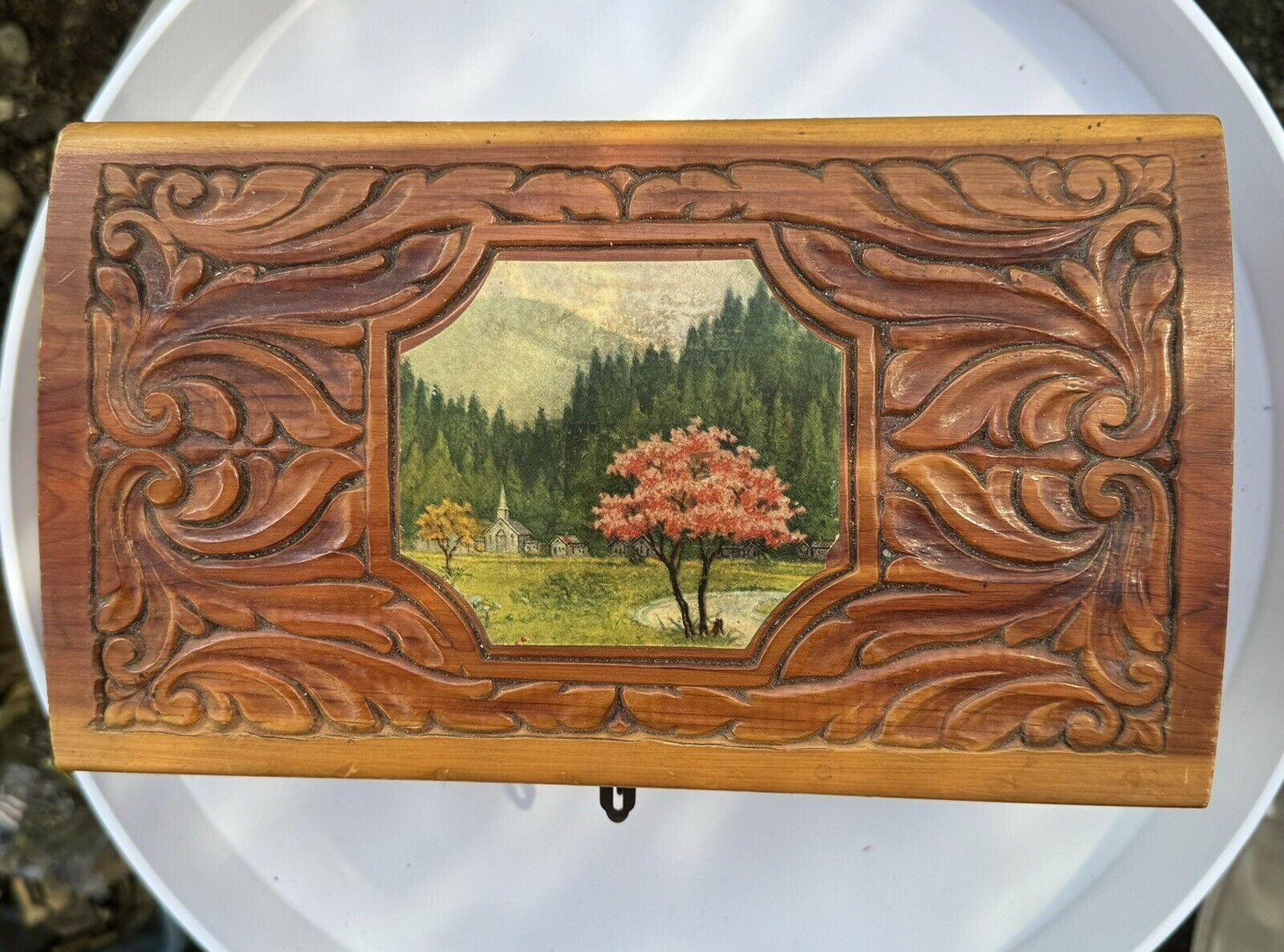 Vtg Cedar Wood Hand Carved Jewelry Trinket Keepsake Box with Guilded Mirror Rose