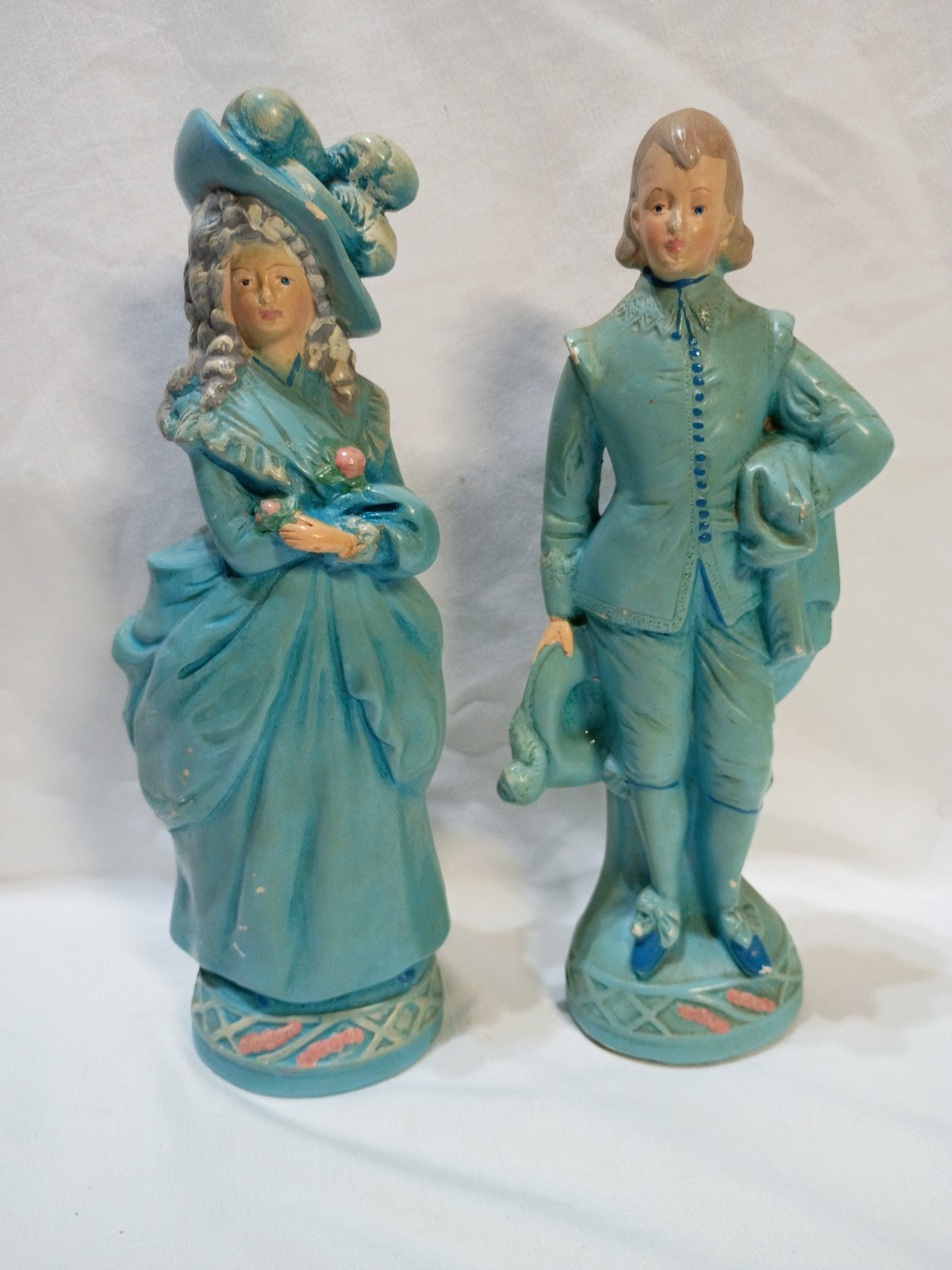 Vintage Coventry Ware Chalkware Plaster Figurines Courting Couple 9\