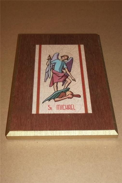 RARE VINTAGE CATHOLIC SAINT ST MICHAEL the ARCHANGEL PYRAGLASS RELIGIOUS PLAQUE