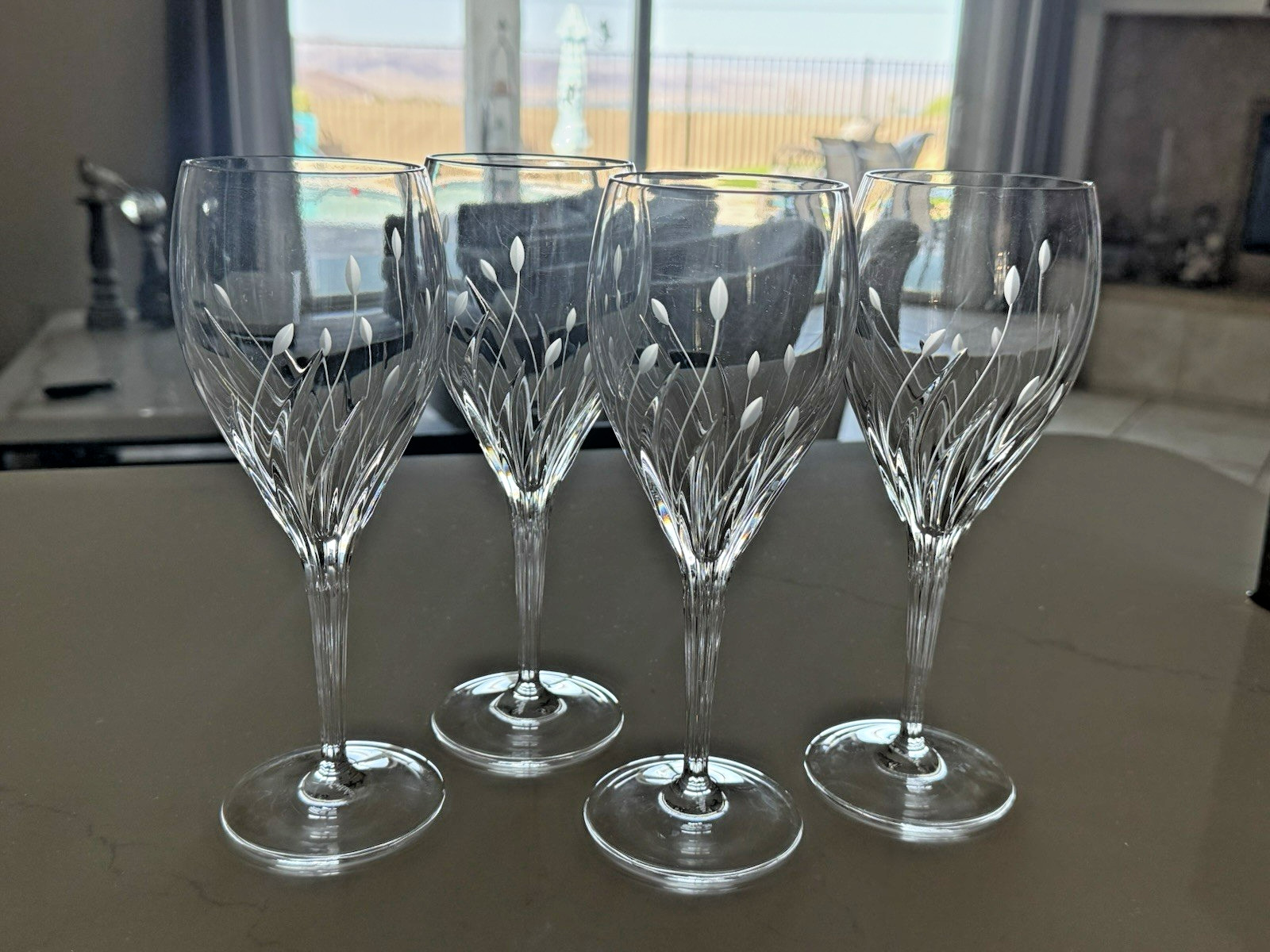 Noritake MOONDUST Cut Crystal 8 Oz Wine Glass 7.75\