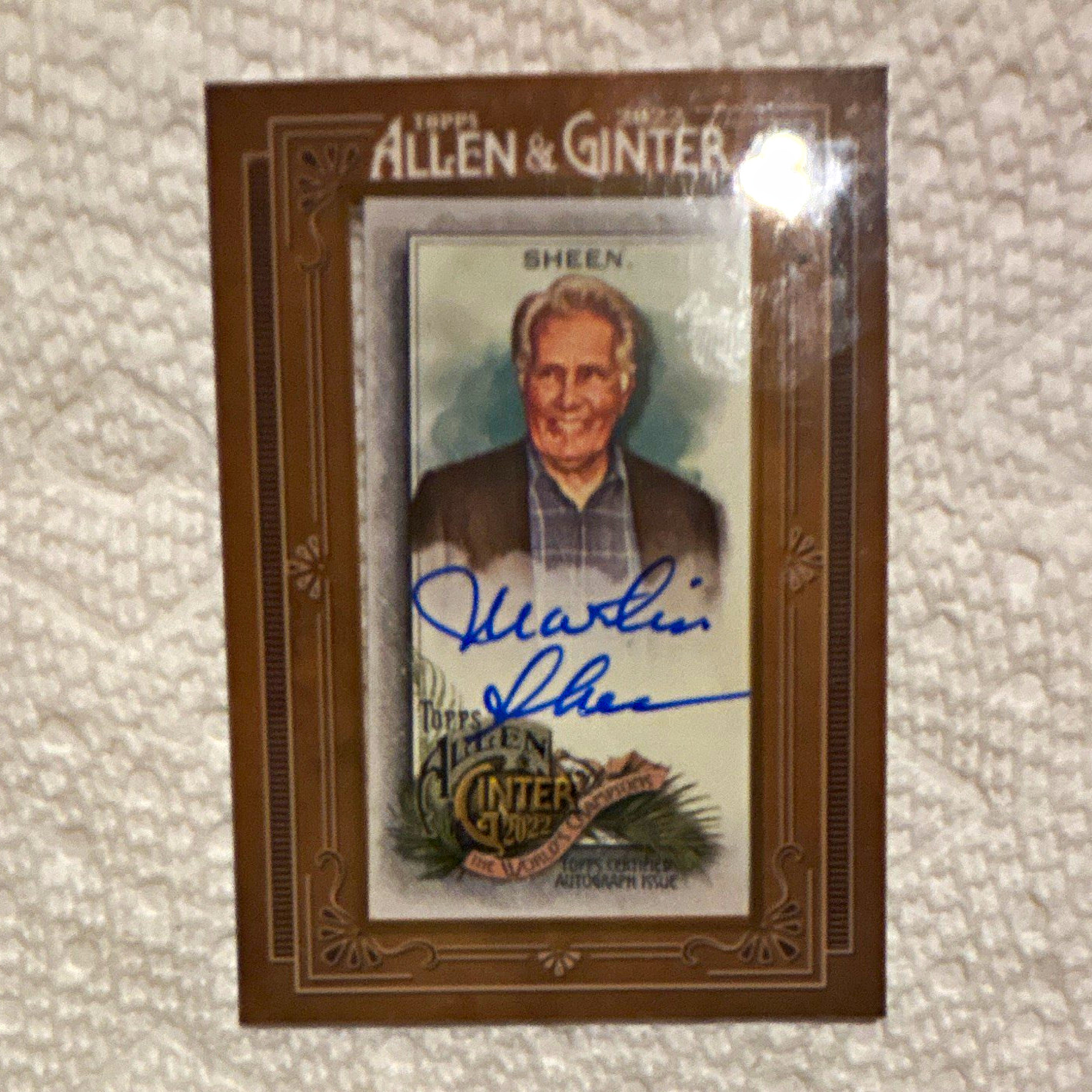Topps 2022 Allen & Ginter World's Champions Autographs MA-MSH Martin Sheen Auto