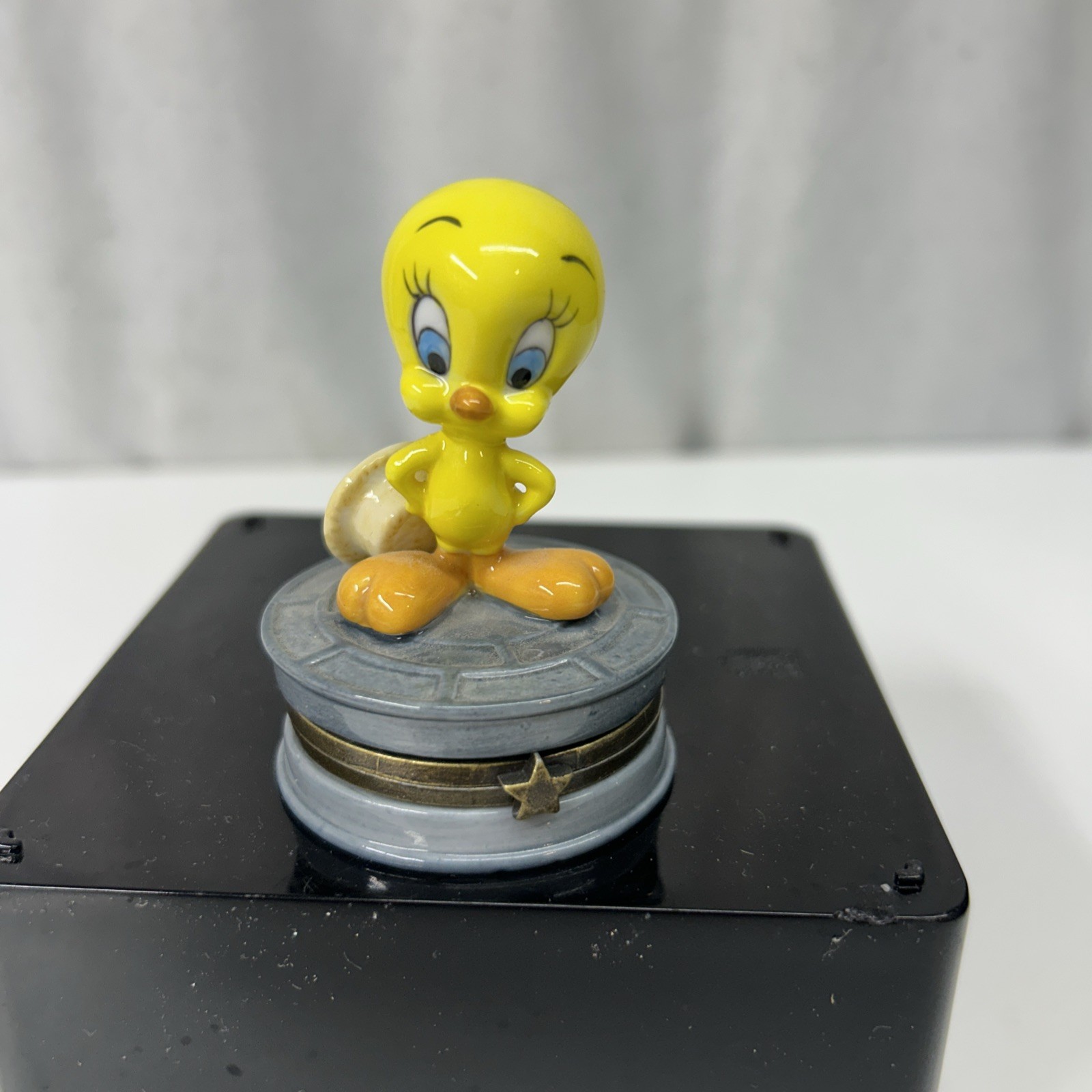 Tweety Bird Trinket Box Midwest Cannon Falls Warner Bros. Looney Tunes VTG 1996