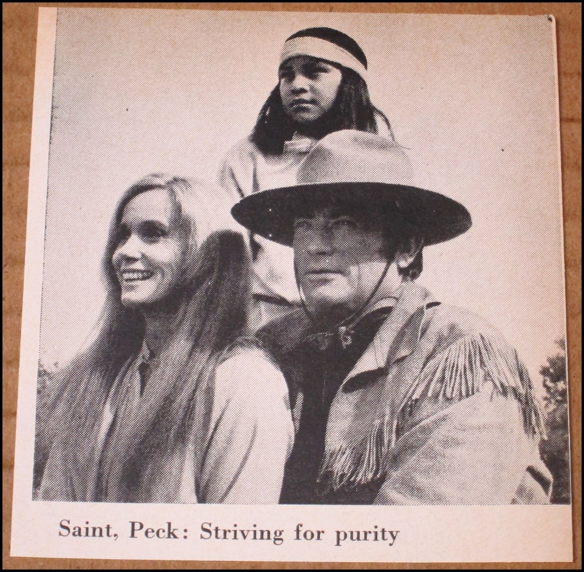 1969 Gregory Peck Eva Marie Saint Clipping Photo 3.25\