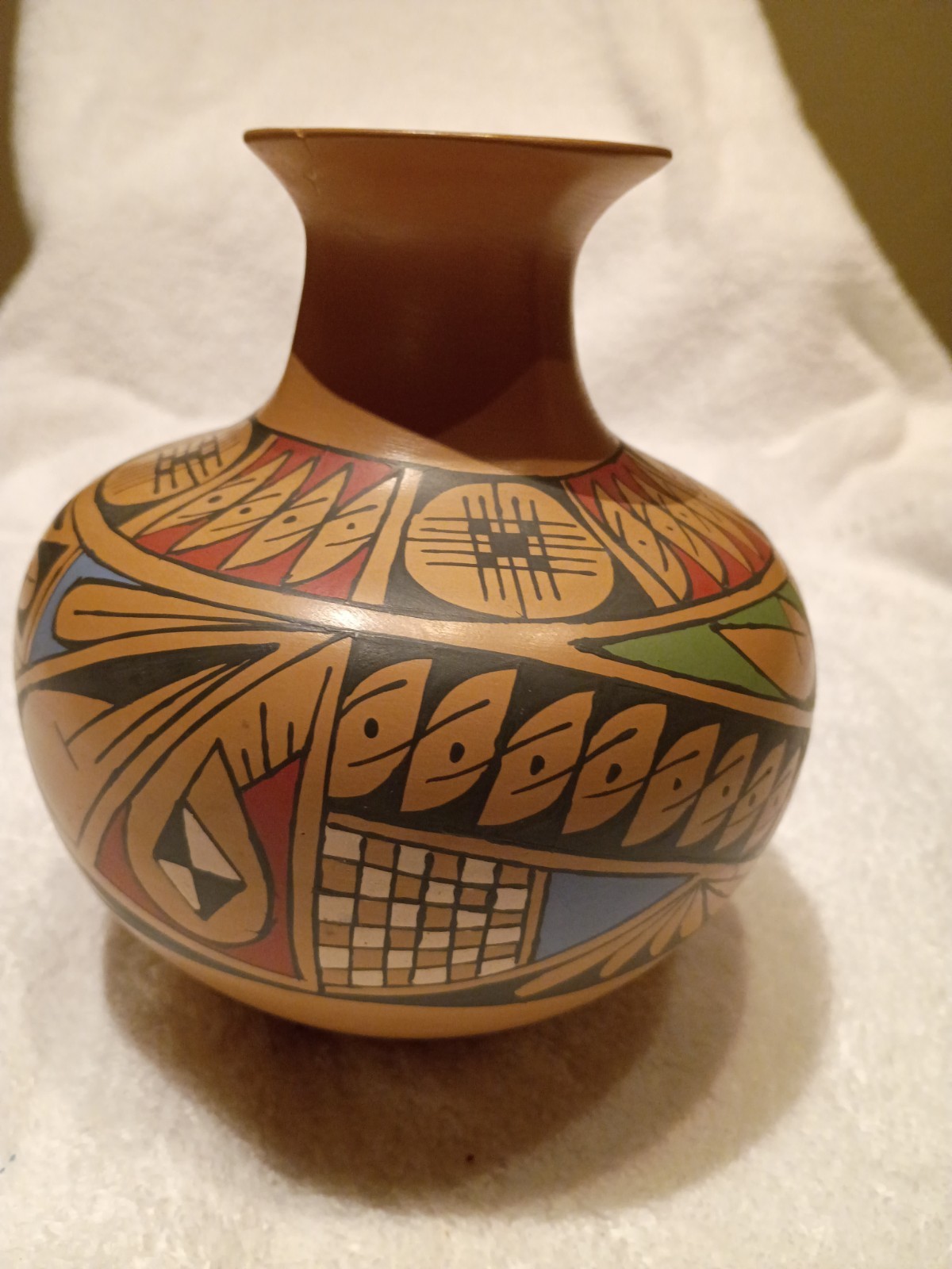 Vintage Mata Ortiz Polychrome Geometric Pottery Vase Signed Alejandra Cota 7 Vintage Mata Ortiz Polychrome Geometric Pottery Vase Signed Alejandra Cota 7