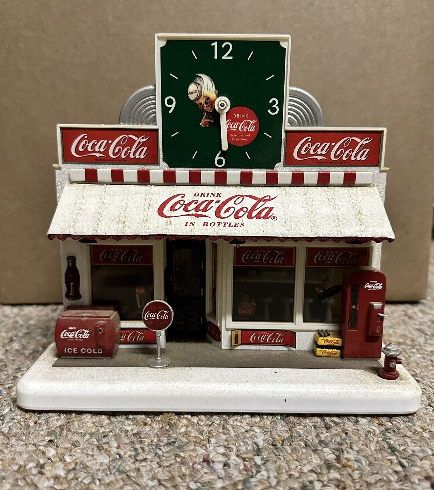 Danbury Mint Coca Cola Soda Fountain Clock