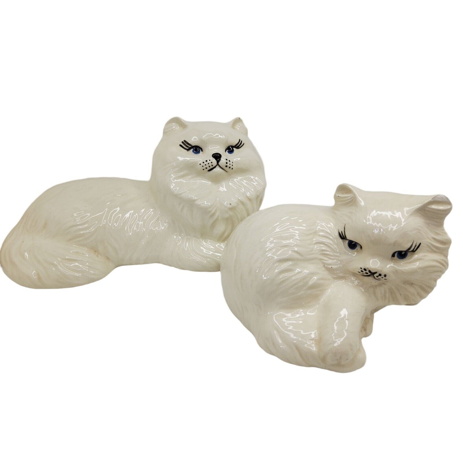 Vintage 1970\'s Hand Painted Glazed Fired Ceramic White Persian Long Hair Cat .