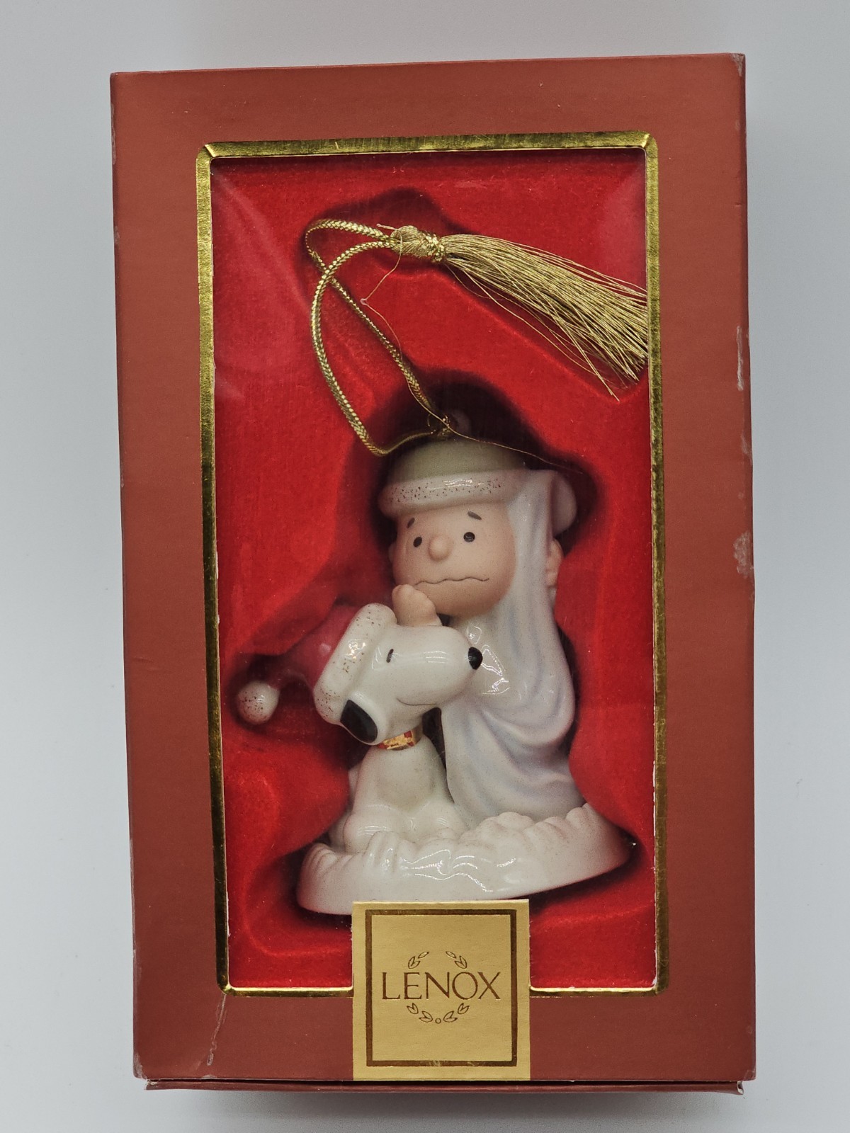 Lenox Peanuts Snuggle Up Snoopy Ornament #805257 BRAND NEW