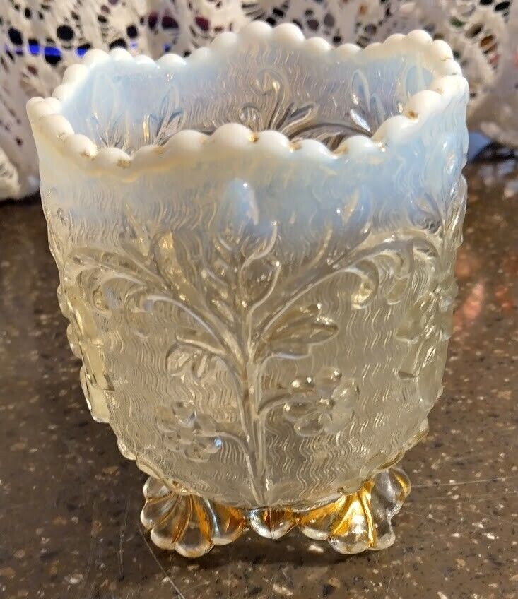 antique Beaumont Flora SPOONER Glass vase 1899 White Opalescent