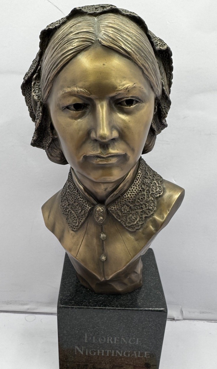 Florence Nightingale: Founder of Modern Nursing By Christopher Pardell Bust RARE