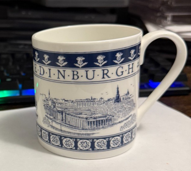 McLaggan Smith Mug Cup EDINBURGH Historic Castle Scotland UK GB collectable rare