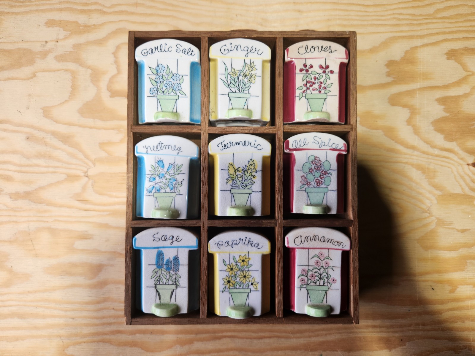 VTG | Ceramic 9 Jars Spice Rack Wall Mount or Counter Top