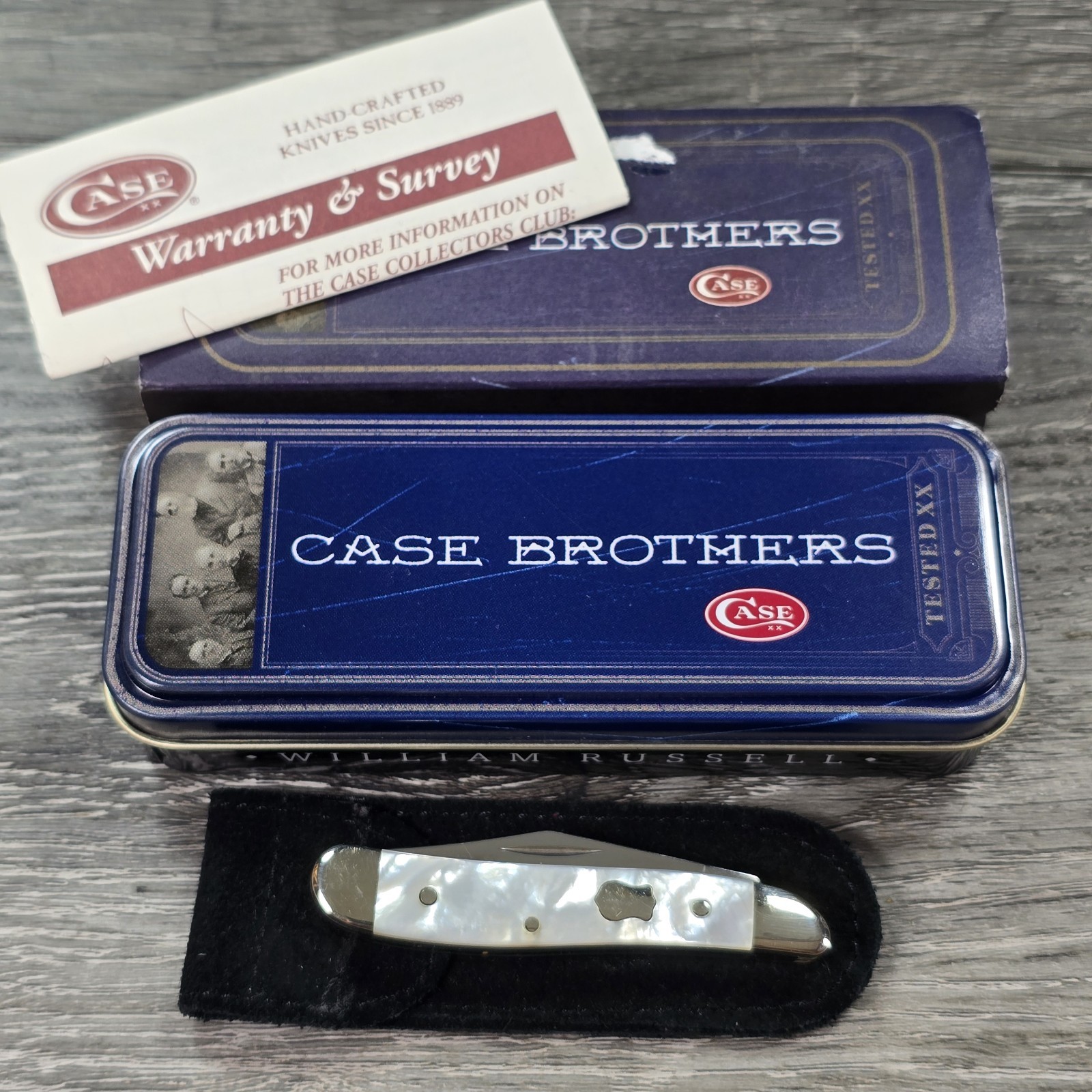 2004 CASE BROTHERS TRIBUTE SERIES 8220 SS PEANUT MOTHER OF PEARL POCKET KNIFE