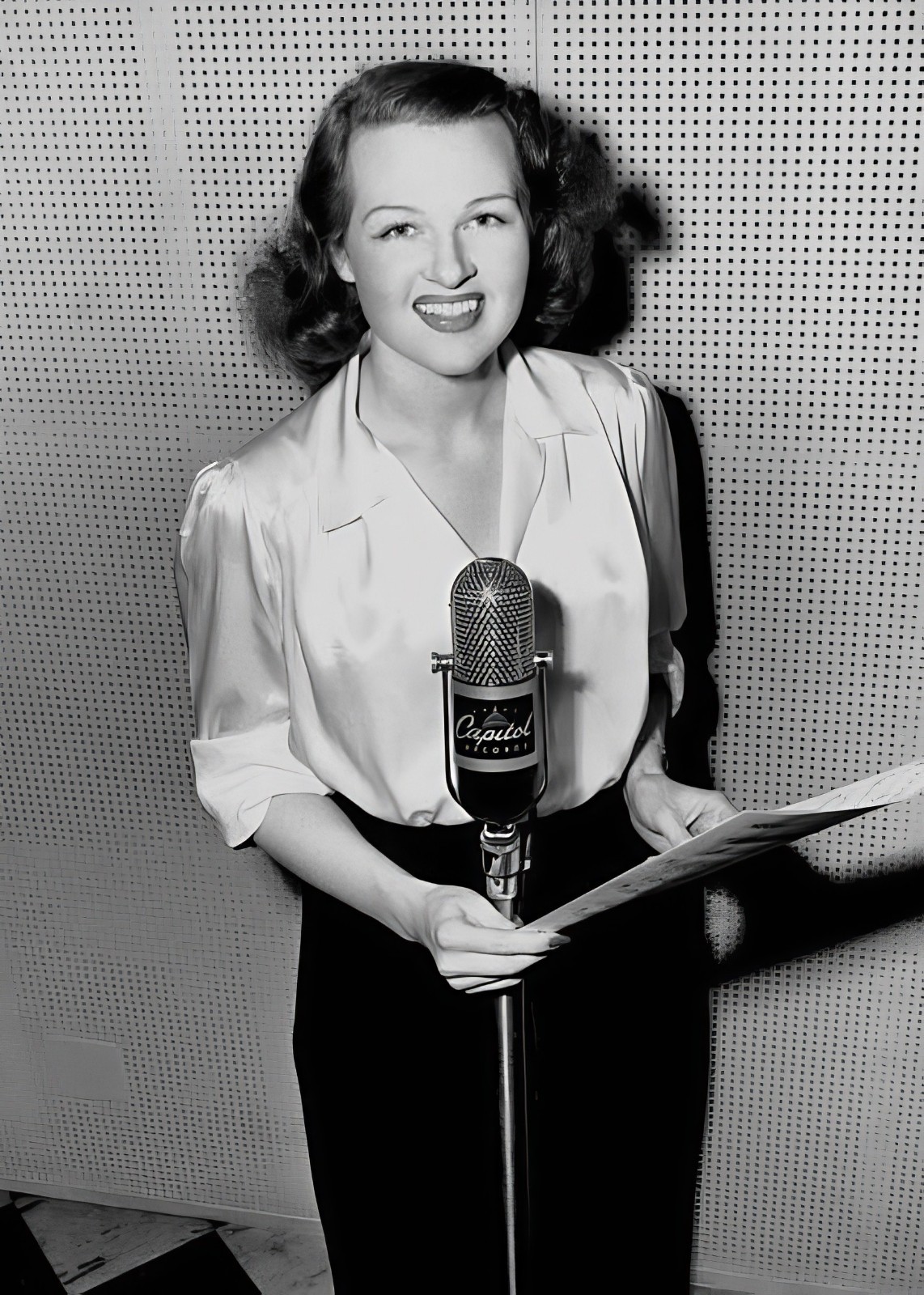 JO STAFFORD - American Traditional Pop Singer - 1940s Image 5 x 7 inch Reprint JO STAFFORD - American Traditional Pop Singer - 1940s Image 5 x 7 inch Reprint