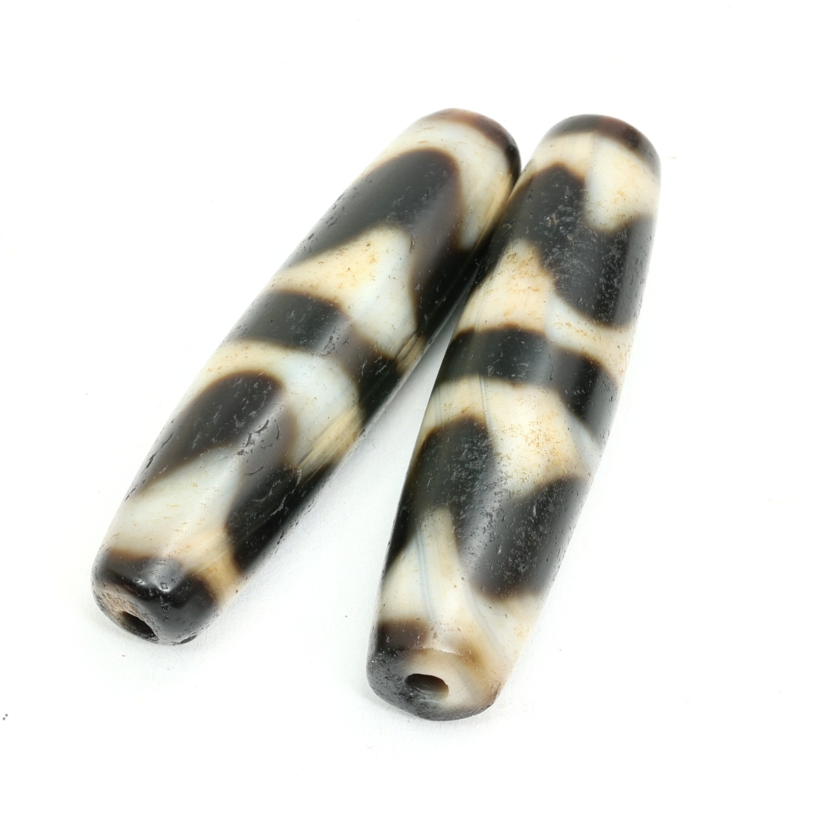 A pair Authentic Tibetan Double Tiger Teeth Huya Dzi Bead Himalayan Agate Amulet