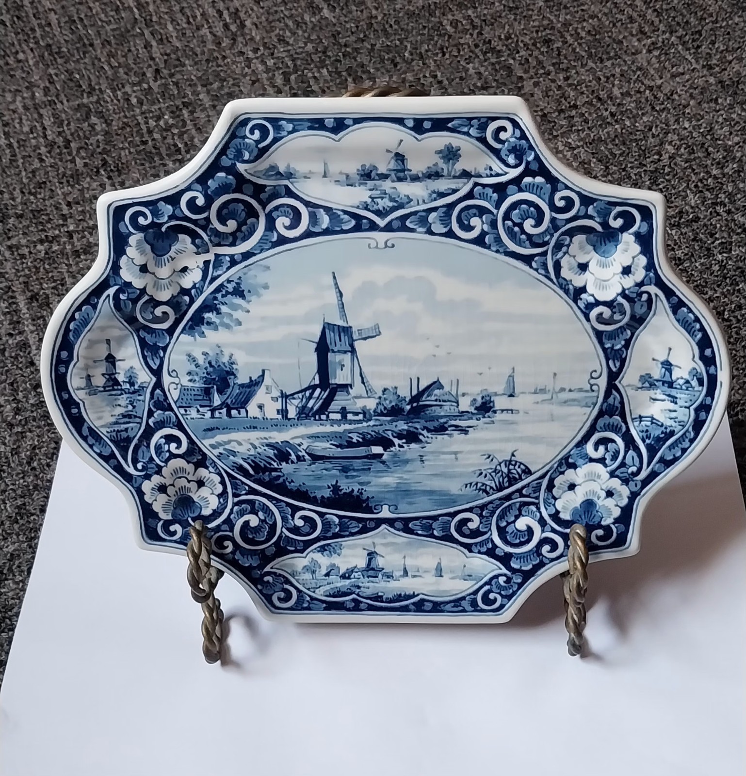 Vt. 1661 Blue and White Windmill Plate Origineel Delftsblauw Handwerk No.A23.05