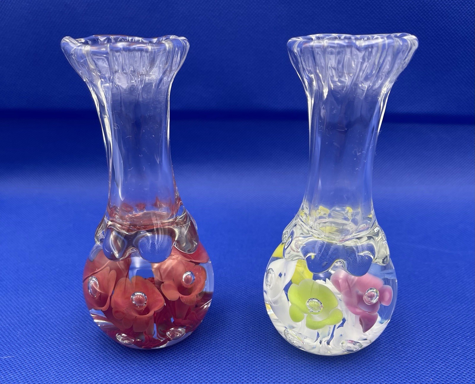 Joe Rice \'95 Pair of Beautiful Bud Vases With Controlled Bubbles, Multi-Color