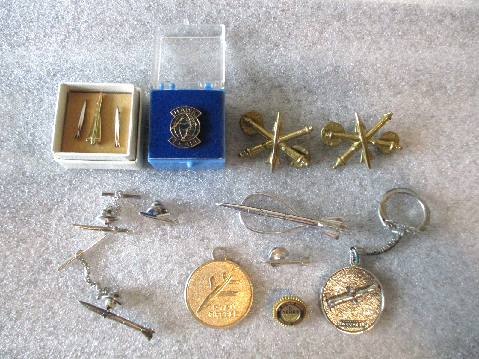 VIETNAM ABMA SET (14) PINS/TIE-TACKS+ - REDSTONE ROCKET/HAWK/SERGEANT+ MISSILES