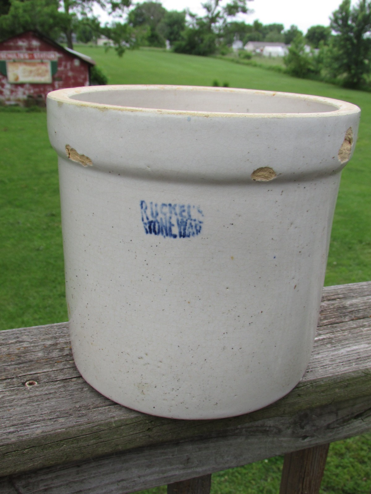Vintage 1920s-30s One Gallon RUCKEL\'S Stoneware CROCK from WHITEHALL, Illinois