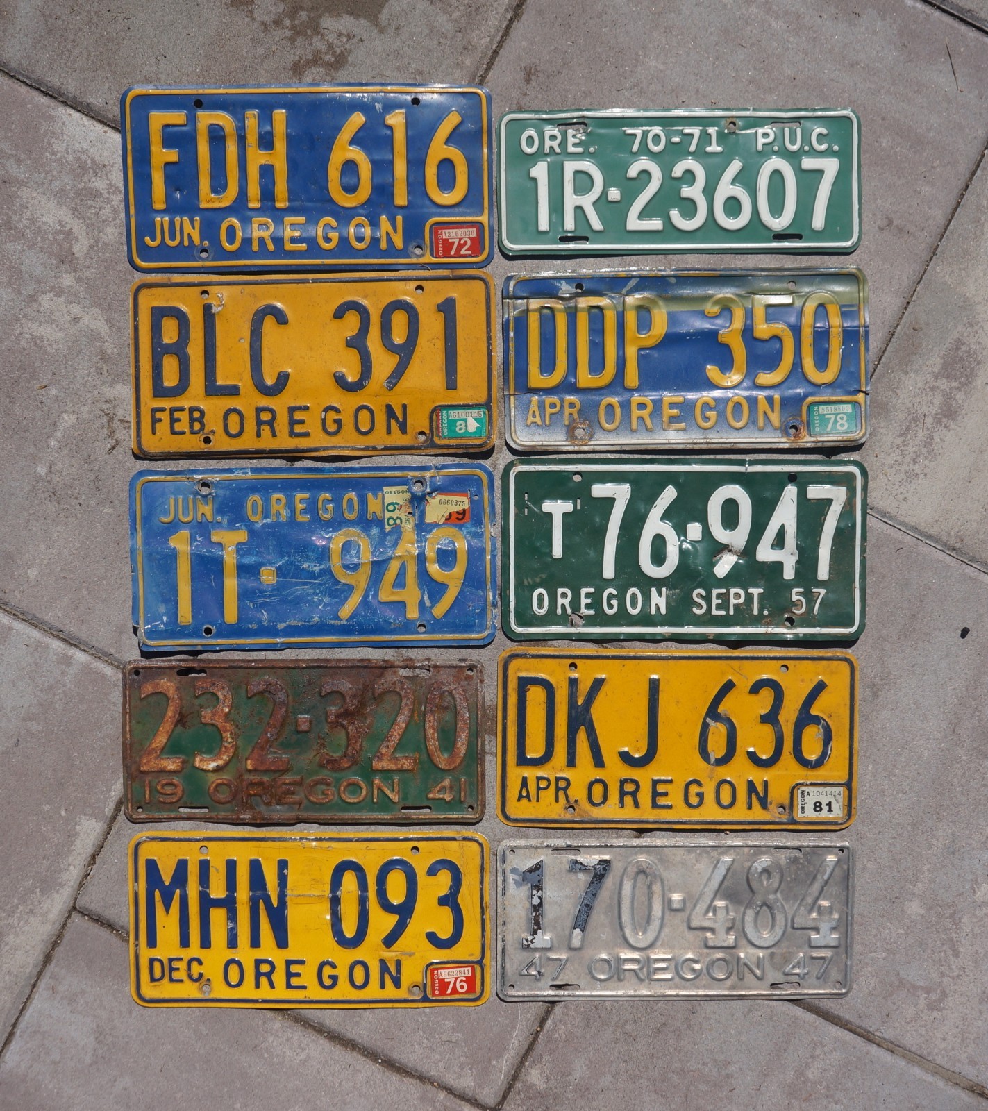 1940s to 1980s OREGON License Plate Plates LOT OF 10 1940s to 1980s OREGON License Plate Plates LOT OF 10