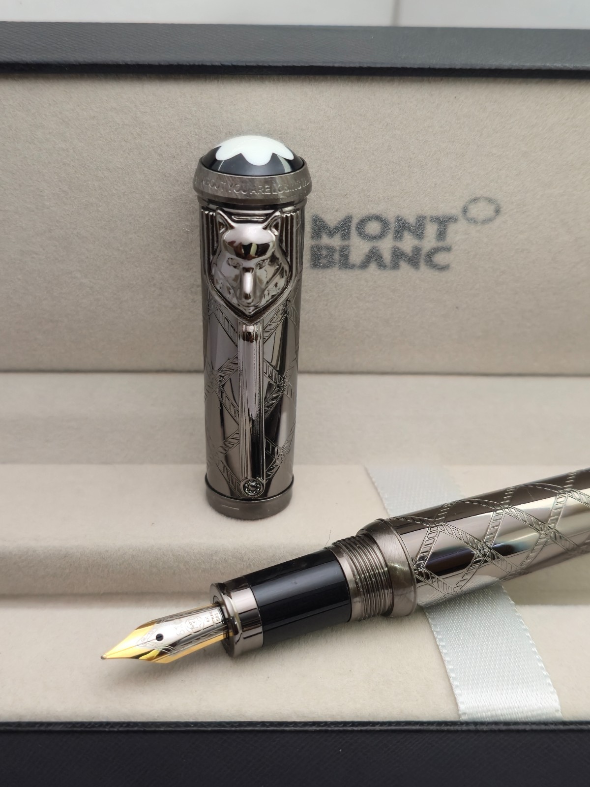 Montblanc Writer Edition Homage to Rudyard Kipling Fountain Pen - 